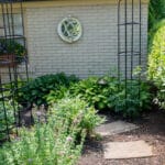 landscaping with natural stepping stones