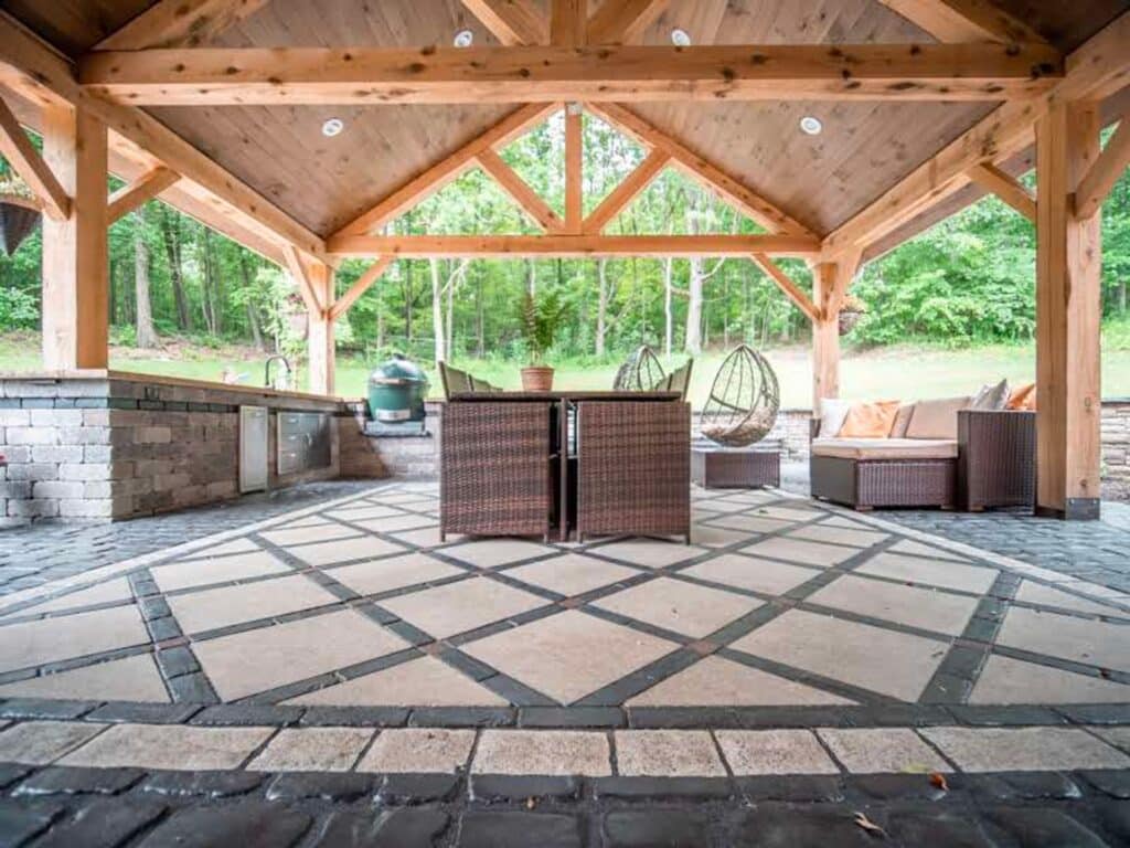 Outdoor Covered Dining Area - Altoona PA