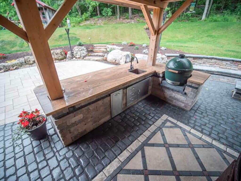 Backyard Outdoor Kitchen - Altoona PA
