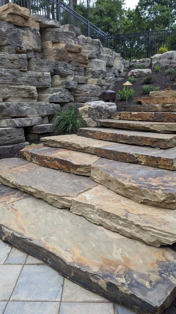 Rosetta Outcropping Wall, natural stone stairs